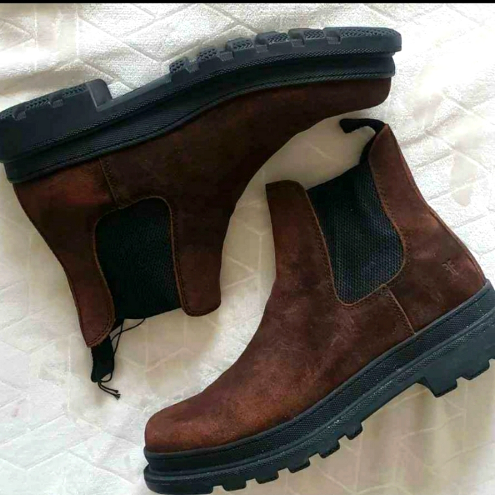 FRYE Seth Suede Chelsea Boots 9.5 Mens